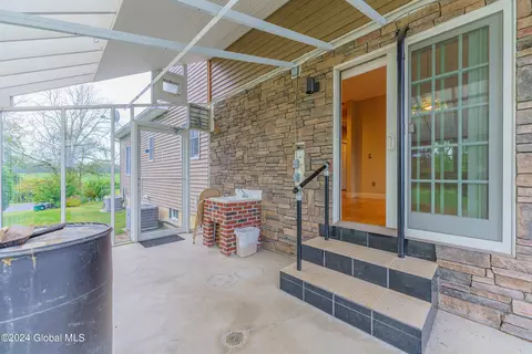 Exterior - 391 Wall St, Schuylerville, NY 12871 photo 13 of 15