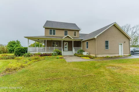 391 Wall St, Schuylerville, NY 12871