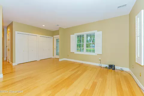 Living - 391 Wall St, Schuylerville, NY 12871 photo 4 of 4