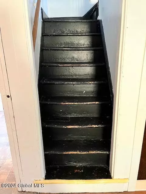 Entry Way - 113 Walnut St, Schenectady, NY 12308 photo 1 of 2