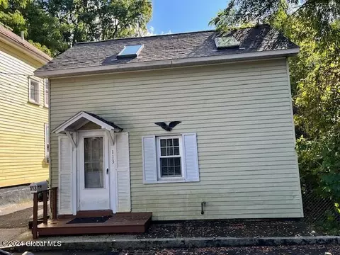 113 Walnut St, Schenectady, NY 12308