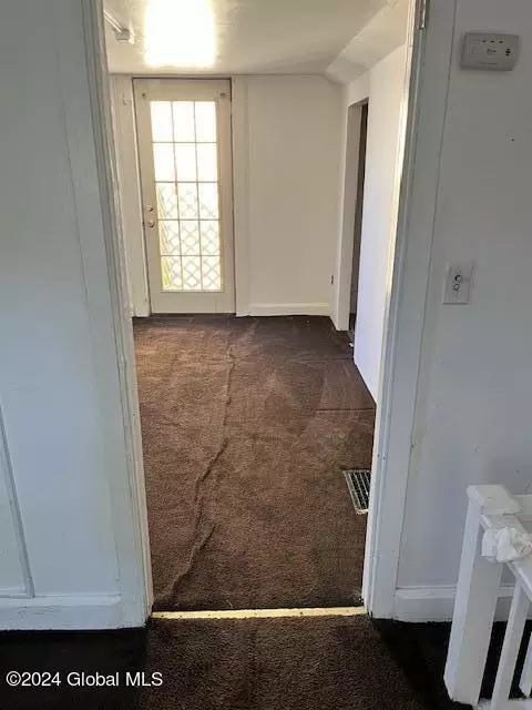 Entry Way - 113 Walnut St, Schenectady, NY 12308 photo 2 of 2
