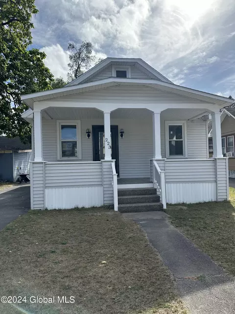 223 Fourteenth St, Schenectady, NY 12306