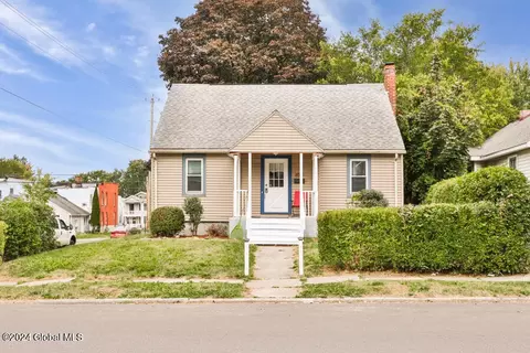 731 6th Ave, Troy, NY 12182