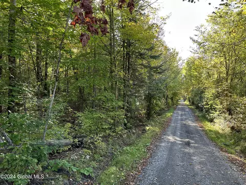 L9 Cold Spring Road, Crown Point, NY 12928