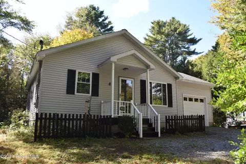 960 N Creek Rd, Greenfield Center, NY 12833