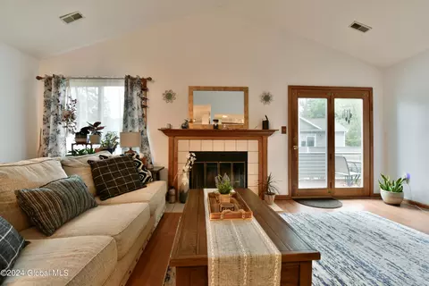 1976 Curry Rd #E139, Schenectady, NY 12303 photo 3