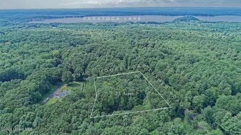 82 Luther Rd, Stillwater, NY 12170
