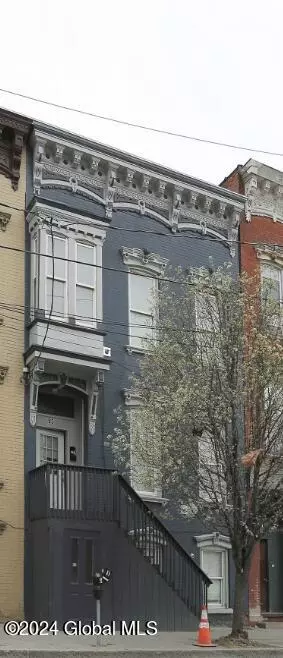 95 Lexington Ave, Albany, NY 12206