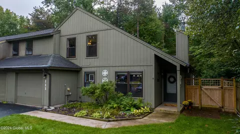 111 Thimbleberry Rd, Malta, NY 12020