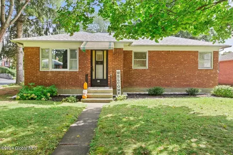 43 Glynn St, Albany, NY 12203