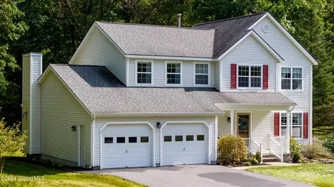 608 Acland Blvd, Ballston Spa, NY 12020
