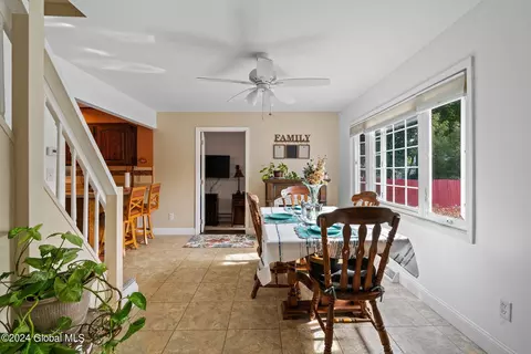458 Chiswell Rd, Schenectady, NY 12304 photo 7