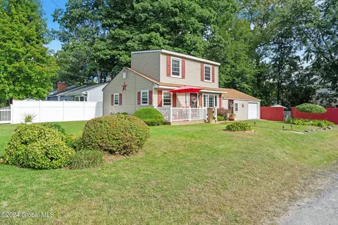 458 Chiswell Rd, Schenectady, NY 12304 photo 31