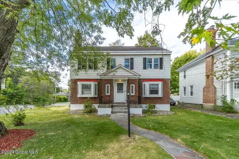 33 Harris Ave, Albany, NY 12208