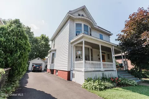 14 Collins Ave, Troy, NY 12180