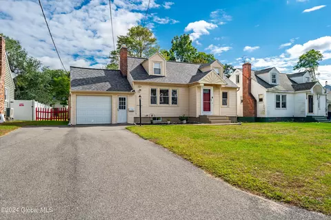1716 Caldicott Rd, Schenectady, NY 12303
