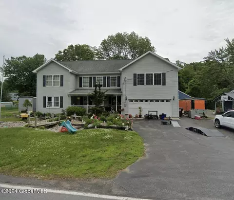 7116 Fuller Station Rd, Schenectady, NY 12303