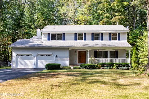 13 Old Deer Camp Rd, Saratoga Springs, NY 12866