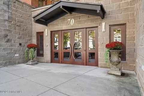 70 Railroad Pl #604, Saratoga Springs, NY 12866