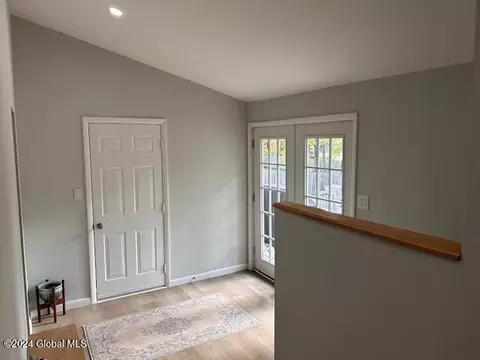 Entry Way - 332 Ferris Rd, Schenectady, NY 12304 photo 8 of 9