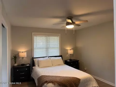 Bedroom - 332 Ferris Rd, Schenectady, NY 12304 photo 6 of 7