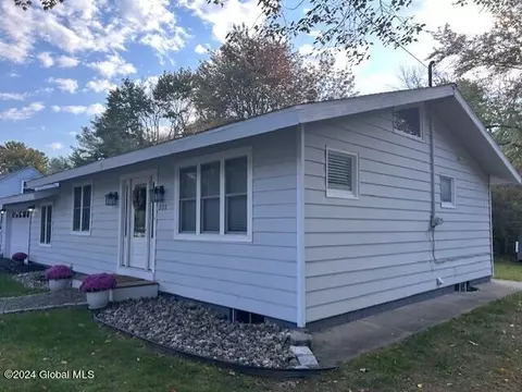 Other - 332 Ferris Rd, Schenectady, NY 12304 photo 4 of 18