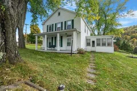 57 Main St, East Berne, NY 12059