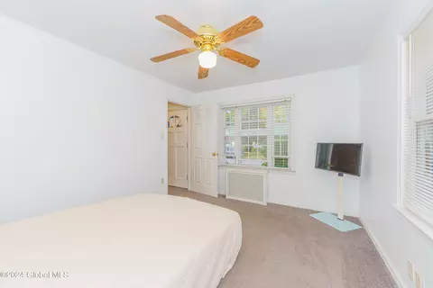 1116 Barber Dr, Schenectady, NY 12303 photo 16