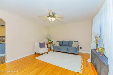 1116 Barber Dr, Schenectady, NY 12303 photo 5