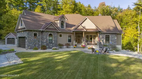 78 Cotherman Dr, Lake George, NY 12845