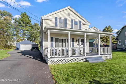 488 Maple Ave, Ballston Spa, NY 12020