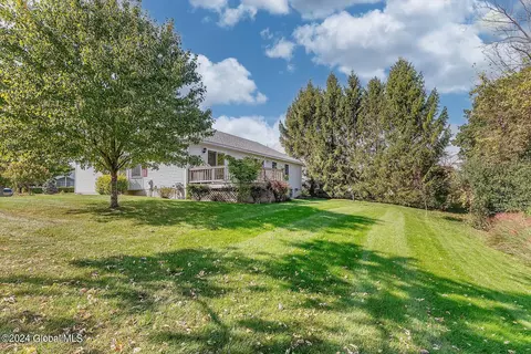 64 Silver Creek Dr, Selkirk, NY 12158 photo 29