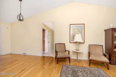 64 Silver Creek Dr, Selkirk, NY 12158 photo 6