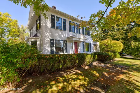 1451 Van Antwerp Rd, Niskayuna, NY 12309
