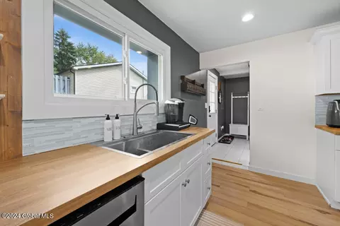 Kitchen - 29 Hackett St, Selkirk, NY 12158 photo 3 of 7