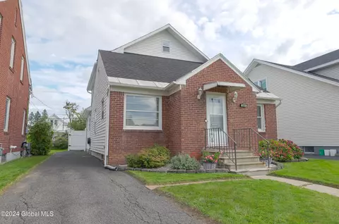 101 Van Schoick Ave, Albany, NY 12209
