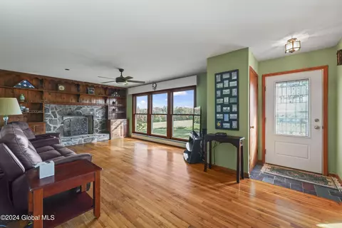 Living - 577 Valley Falls Rd, Melrose, NY 12121 photo 1 of 4
