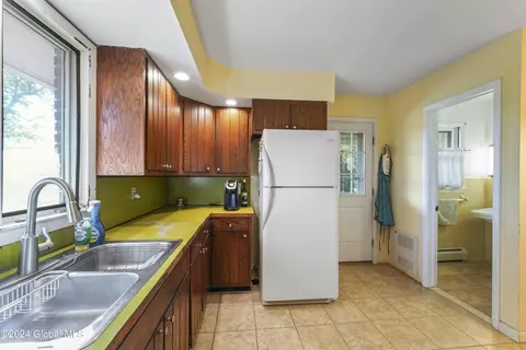 Kitchen - 577 Valley Falls Rd, Melrose, NY 12121 photo 4 of 4