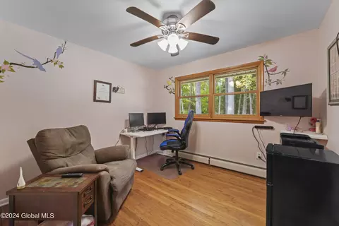 Bedroom - 577 Valley Falls Rd, Melrose, NY 12121 photo 1 of 5