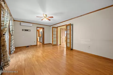 Living - 91 Brunswick Rd, Troy, NY 12180 photo 6 of 8