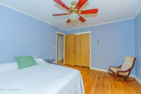 Bedroom - 150 Cromer Ave, Schenectady, NY 12304 photo 2 of 4
