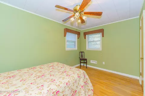 Bedroom - 150 Cromer Ave, Schenectady, NY 12304 photo 3 of 4