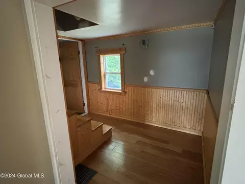 Entry Way - 2425 Consaul Rd, Schenectady, NY 12304 photo 1 of 3