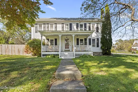 115 Cumpston St, Esperance, NY 12066