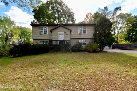12 Dorrer Ave, South Glens Falls, NY 12803