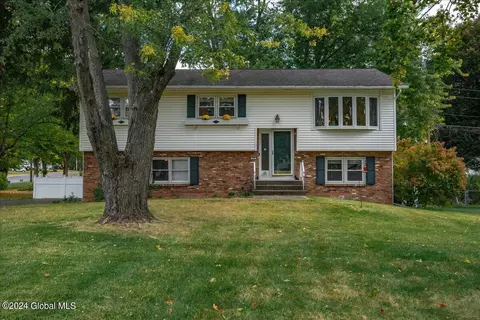 70 Union Ave, Delmar, NY 12054