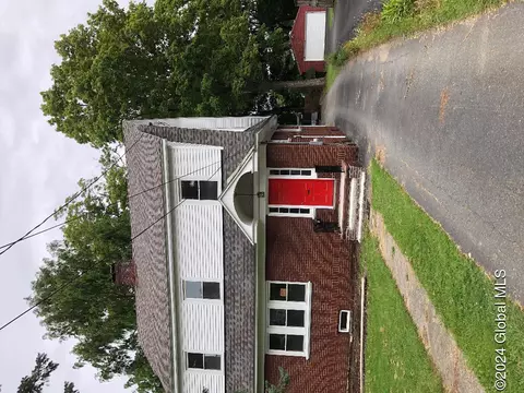1534 Tibbits Ave, Troy, NY 12180