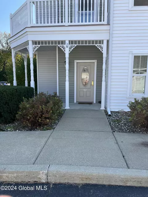 701 Heather Ln #701, Altamont, NY 12009