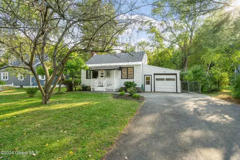 25 Edmel Rd, Glenville, NY 12302 photo 18